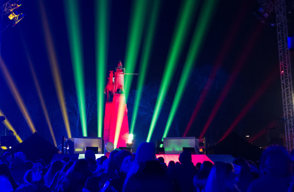 „Aš tikrai myliu Lietuvą. Vasario 16-oji“ viktorinos ir koncerto Vilniaus Katedros aikštėje akimirkos