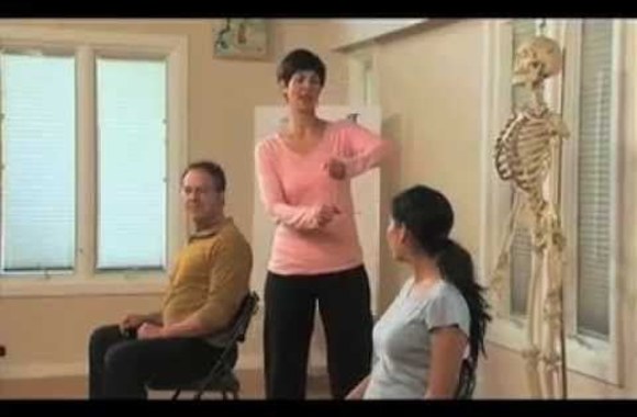 end-back-pain-stretchsitting