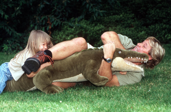 Stevas Irwinas su dukra Bindi/Vida Press nuotr.