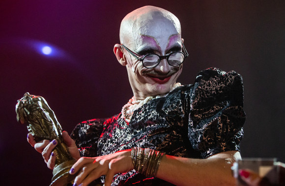 Režisieriaus Maciejaus Gośniowskio-Gąsiu performansas