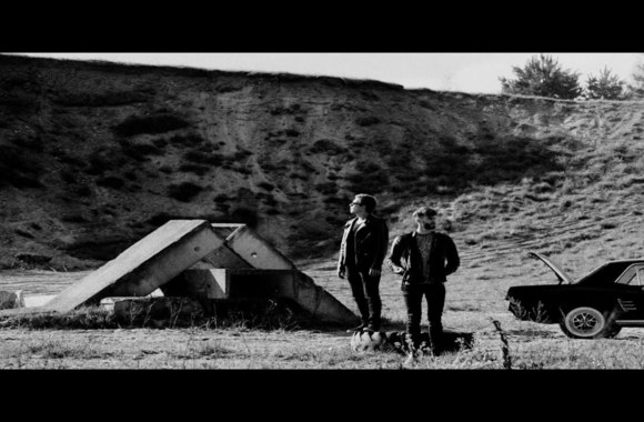 freaks-on-floor-hold-on-to-me-official-music-video