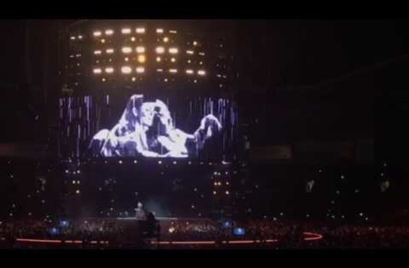 adele-stops-sydney-show-for-a-fan