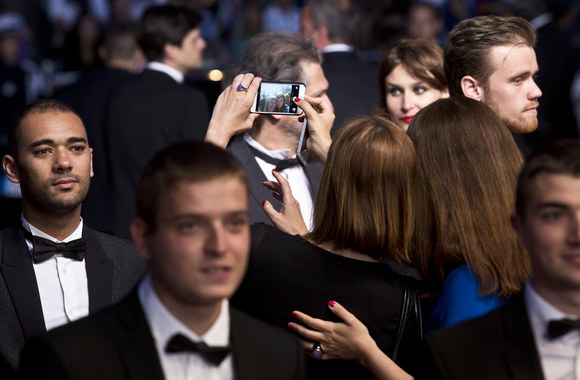 Asmenukės ant raudonojo Kanų kilimo