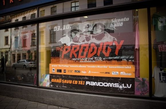 „The Prodigy“ surengė pritrenkiantį pasirodymą beveik sausakimšoje Skonto halėje. 