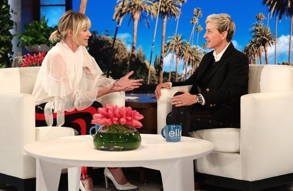 portia-gives-ellen-one-of-the-best-birthday-presents-ever