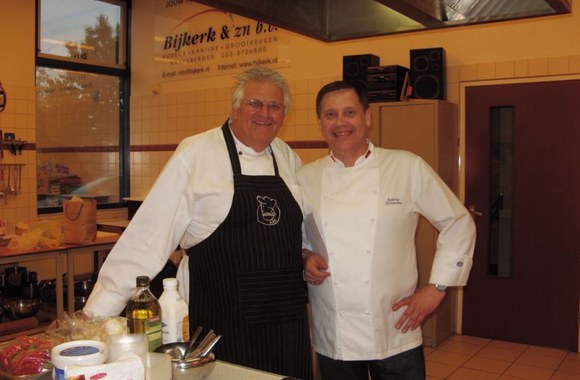 TV laidos „Roberto pusryčiai“ vedėjas Robertas Ščesnavičius