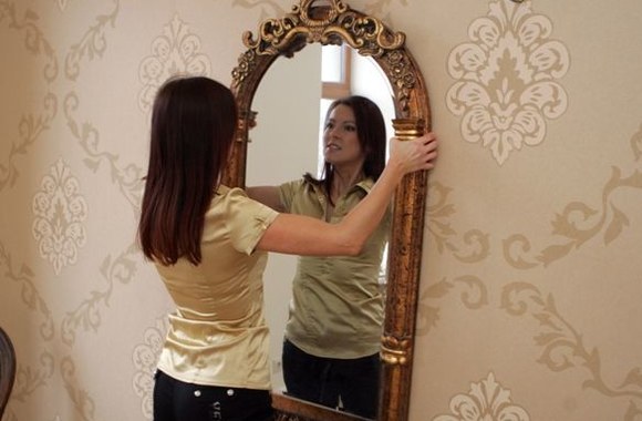 Justė Milušauskienė įsirenginėja būstą