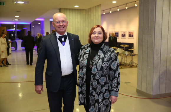 Chirurgas Kęstutis Vitkus su žmona Daiva – Valdo Adamkaus jubiliejaus šventėje