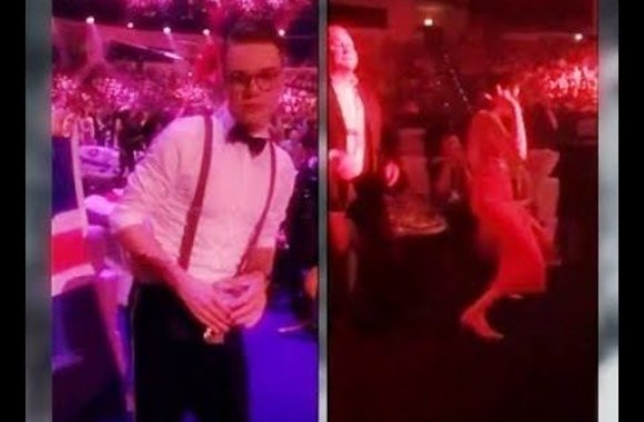 contestants-dancing-to-elenis-fuego-while-shes-performing-eurovision