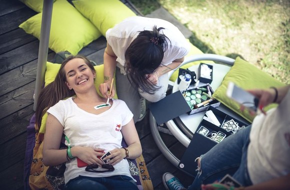 Pranciškonų vienuolyno kieme surengtos šventės akimirkos