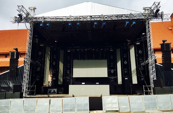 Pasiruošimas koncertui „Radistai Castle“