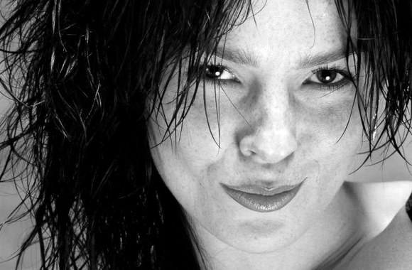 Manekenė Evelina Daukšaitė įkūrė grožio mokyklą