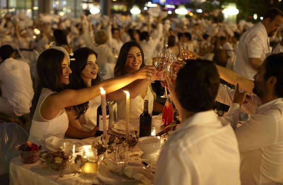 „Vakarienė baltai“ Čikagoje