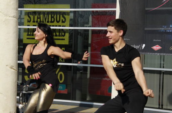 Panevėžiečiai Donatą Montvydą palaikys „flashmobo“ akcijoje