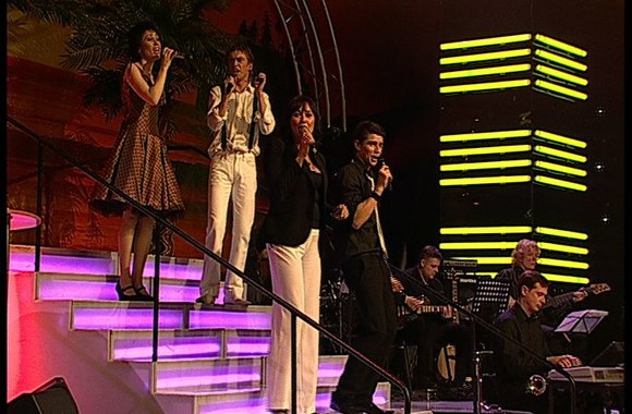 „Aistringi šokiai“ virto miuziklu