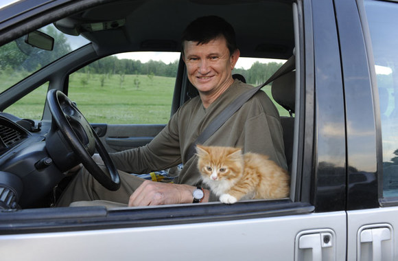 Sergejus Jovaiša bičiuliui įtaisė katiną