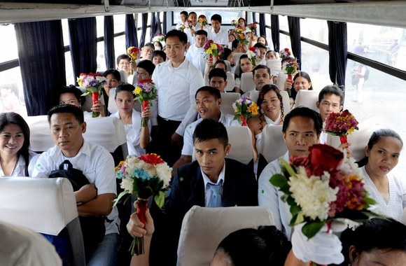 Masinės vestuvės Filipinuose