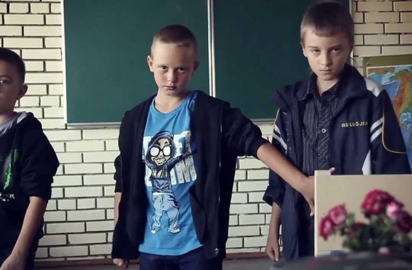 neskatink-smurto-netoleruok-patyciu