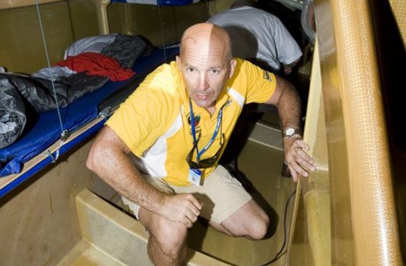 Aplink pasaulį – su vienu vardu