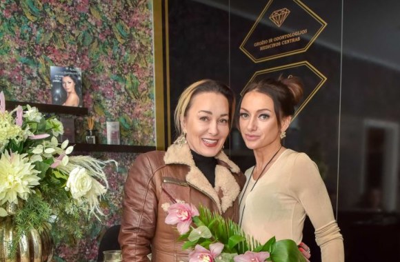 Kauno „V & A" grožio ir odontologijos medicinos centro gimtadienio akimirkos 