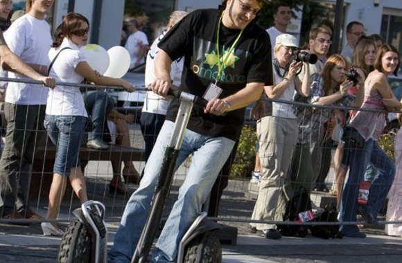 Lenktynės: važiuok ekologiškai!