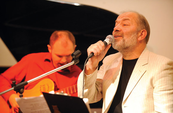 Vidas Petkevičius: į talką tėčiui 