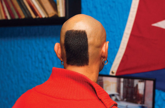 Marius Šmitas: kovinė šukuosena 