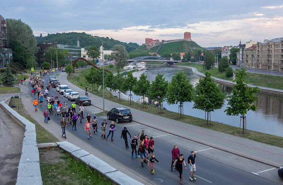 Vilniuje vyko naktinis riedėjimas / I. Gelūno / „Žmonės Foto“ nuotr.
