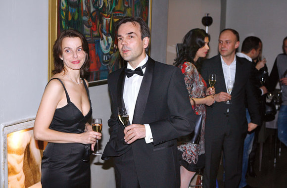 „007. Paguodos kvantas“ premjera. Pratęsimas su burbuliukais