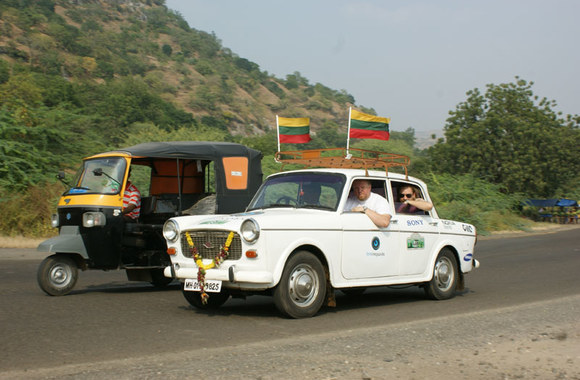 Martynas Starkus ir Vytaras Radzevičius: vietoj tuktuko – „Lachudra“ 