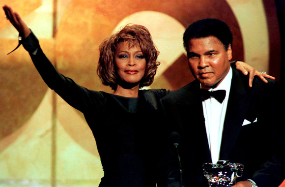Whitney Houston ir Muhammadas Ali