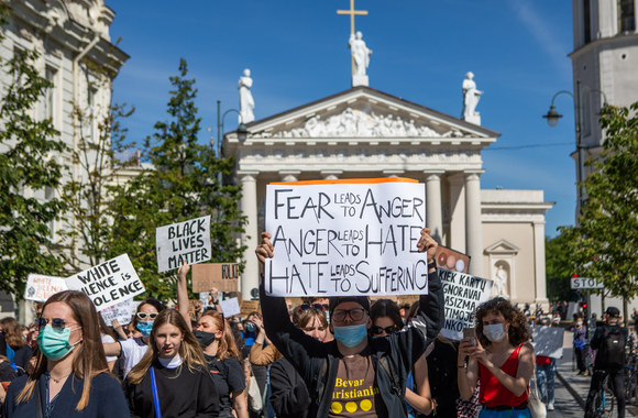 Vilniuje demonstracija už juodaodžių teises/Irmanto Gelūno/„ŽMONĖS Foto“ nuotr.