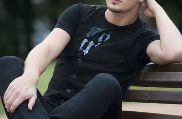 Ruslanas Kirilkinas puolė į glėbį kitam vyrui?