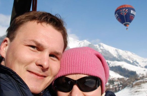 Giedriaus Leškevičiaus ir jo žmonos bučinys – trijų kilometrų aukštyje 