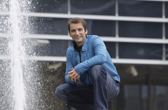 Kiek kalbų moka žvaigždės