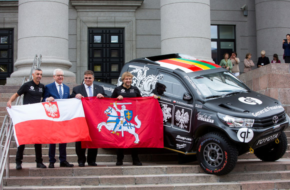 Naujo lenktynininkų komandos „GF Pitlane“ automobilio pristatymas