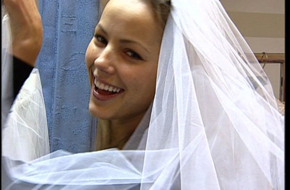 Goda Sabutytė jau siuvasi vestuvinę suknelę!