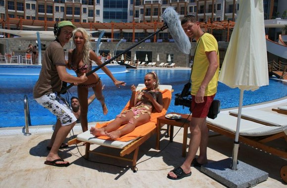 Karolis Sakalauskas: Turkijoje erzino nudegusios kolegės?