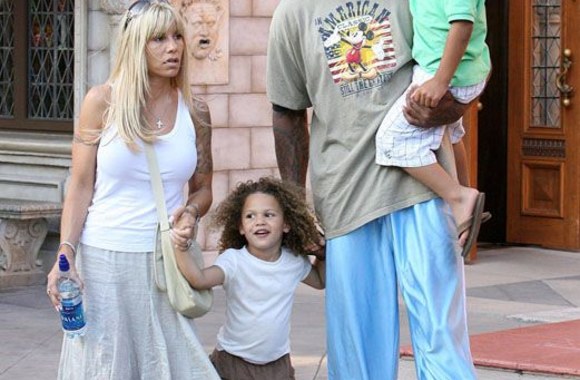 Dennisas Rodmanas. Velnias povo plunksnomis?