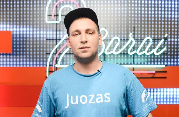 „2 Barų“ pusfinalis