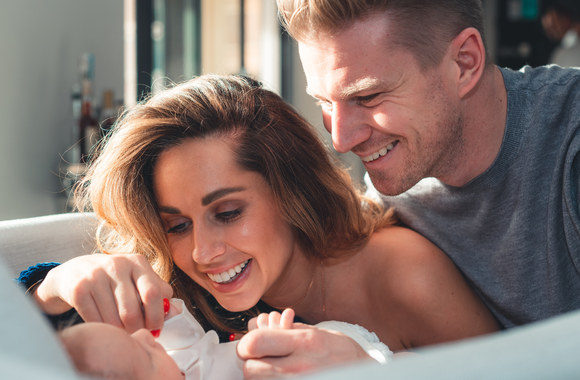 Eglė Ruškytė-Hülkenberg su vyru Nico Hülkenbergu ir dukrele Noemi Sky/ Asmeninio albumo nuotr.