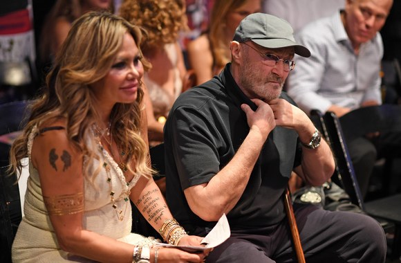 Philas Collinsas su žmona Orianne