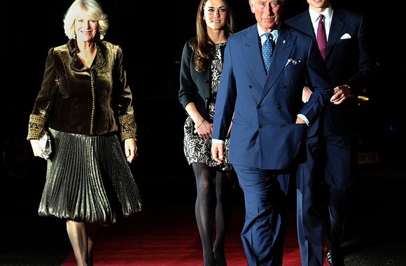 Camilla (dešinėje), Catherine, princai Charlesas ir  Williamas