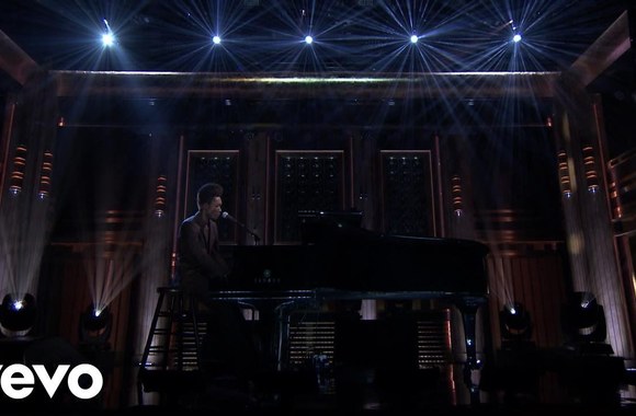 benjamin-clementine-cornerstone-live-on-the-tonight-show-starring-jimmy-fallon