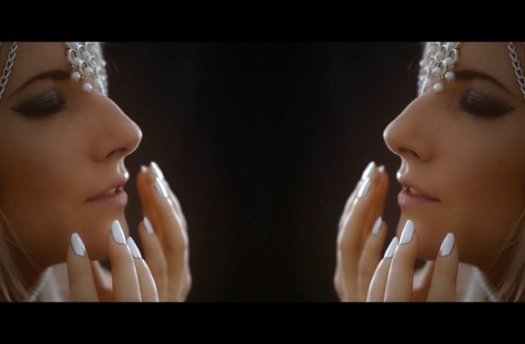 amiya-ft-jens-gad-the-goddess