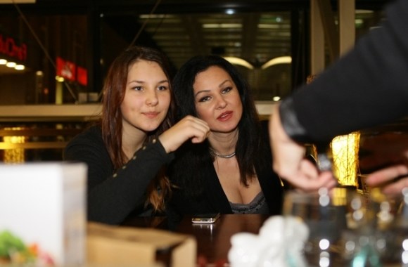 Eglija Vaitkevičė su dukterimi Klaudija