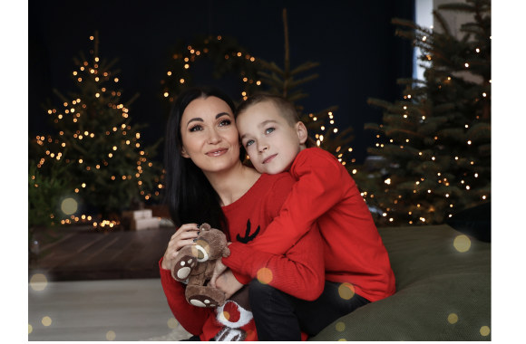 Karina Krysko su sūnumi Majumi / Asmeninio albumo nuotr.