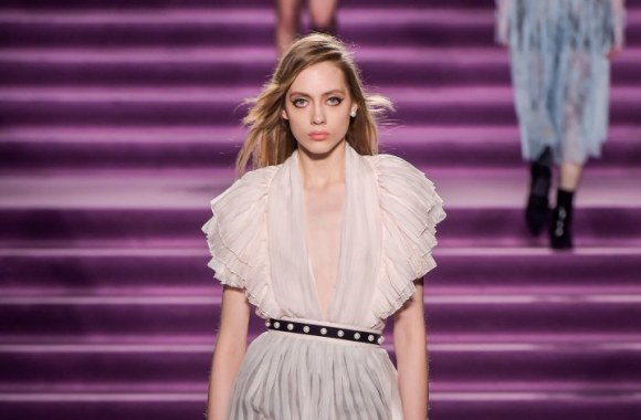 „Philosophy di Lorenzo Serafini“ 2016 m. rudens-žiemos kolekcijos modelis