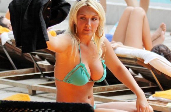 Jennifer McDaniel su H.Hogan dukra