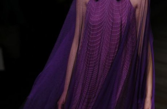 „Bora Aksu“ kolekcija